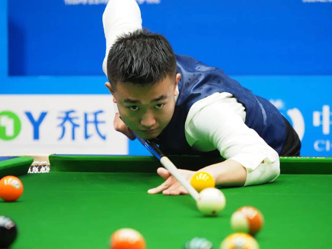 在东部的球 在东部的球